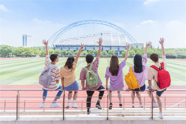 校園招聘嚴(yán)禁限定985和211高校，對(duì)制造業(yè)有哪些啟示？