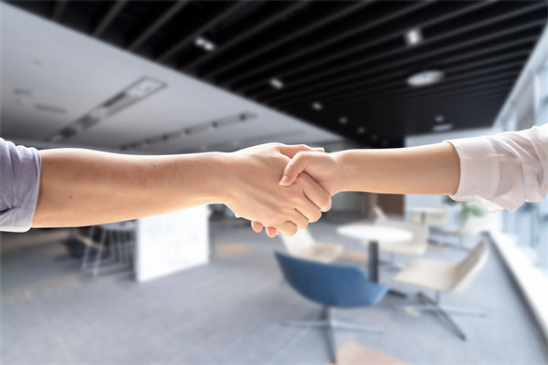 企業(yè)文化理念懸浮空中，如何讓價值觀真正落地生根？