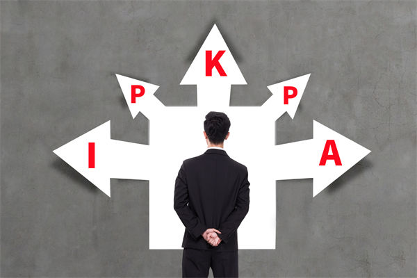 看似精細(xì)的績(jī)效體系，為何反而拖慢了團(tuán)隊(duì)的腳步？